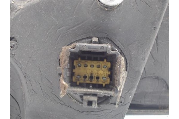 Recambio de retrovisor electrico derecho para renault megane ii berlina 5p referencia OEM IAM   