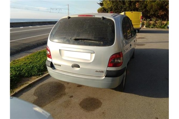 renault scenic i (ja...) del año 2001