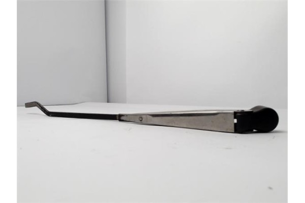 Recambio de brazo limpiaparabrisas delantero izquierdo para nissan pickup (d22) 2.5 d referencia OEM IAM 2885001G60  