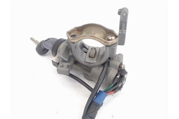 Recambio de clausor para kia carnival 2.9 td referencia OEM IAM 47361A  