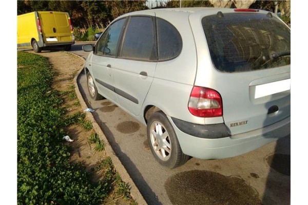 renault scenic i (ja...) del año 2001
