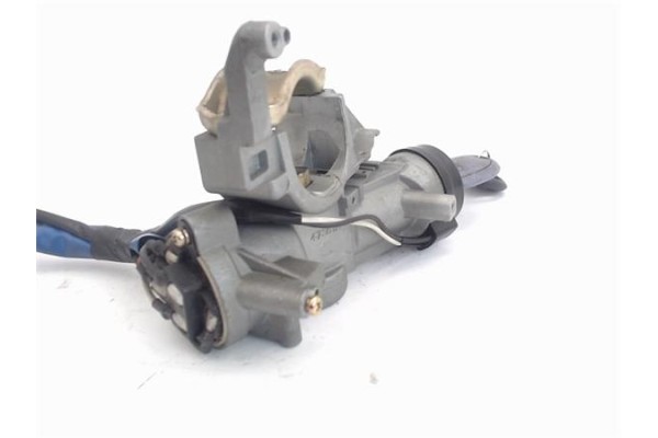 Recambio de clausor para kia carnival 2.9 td referencia OEM IAM 47361A  