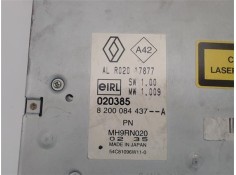 Recambio de radio / cd para renault megane ii berlina 5p referencia OEM IAM 8200084437  
