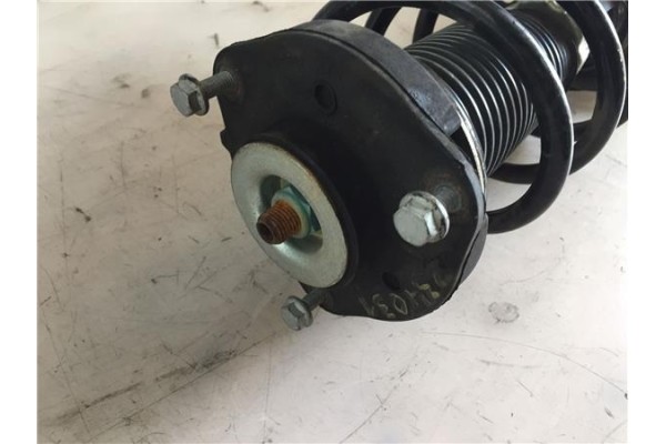 Recambio de amortiguador delantero derecho para seat leon (1p1) 1.4 tsi referencia OEM IAM 1K0411105GE 1K0413031CT 