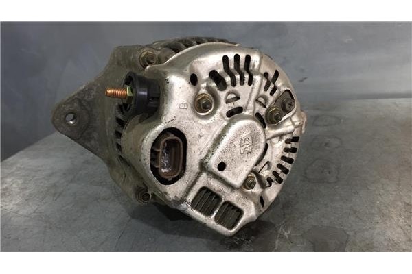 Recambio de alternador para suzuki liana (rh/er) 1.6 4wd referencia OEM IAM 3140080G1 1022112600 