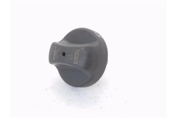 Recambio de tapon combustible para bmw serie 1 berlina (e81/e87) 2.0 118d referencia OEM IAM 16117193381  