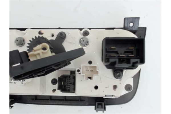 Recambio de mandos calefaccion / a.a. para ford fiesta (cbk) referencia OEM IAM 2S6H19980BF  