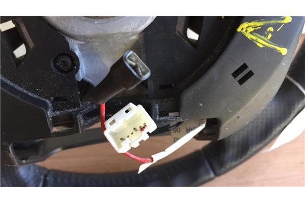Recambio de volante para nissan almera (n16/e) 2.2 dci referencia OEM IAM 48430AV721RT 6012929805  Recambio de volante para nissan almera (n16/e) 2.2 dci referencia OEM IAM 48430AV721RT 6012929805