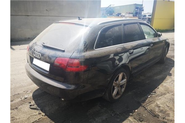 AUDI A6 AVANT (4F5)