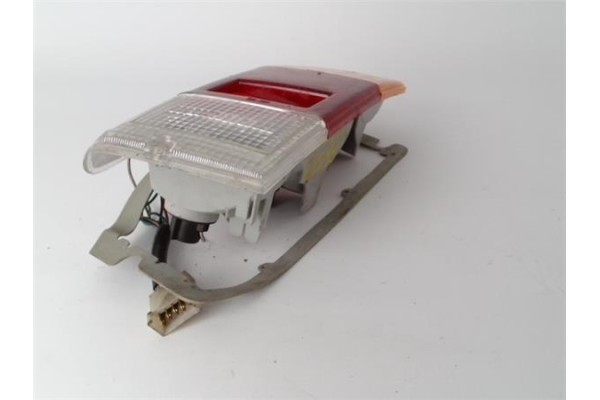 Recambio de piloto trasero izquierdo para nissan vanette (c220) 2.0 vanette bus slx diesel referencia OEM IAM   