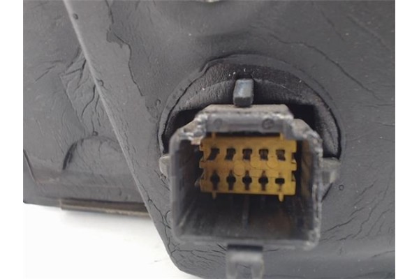 Recambio de retrovisor electrico izquierdo para renault megane ii berlina 5p referencia OEM IAM 12353060  