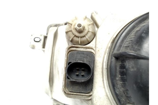 Recambio de faro delantero dcho para volkswagen vento (1h2) referencia OEM IAM 1H5941018H  