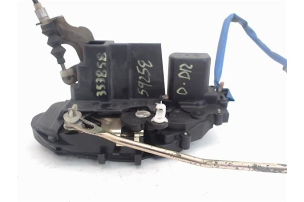 Recambio de cierre electromagnetico delantero derecho para kia carnival 2.9 td referencia OEM IAM 0k52z558311  