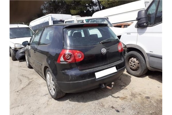 volkswagen golf v berlina (1k1)(2003) del año 