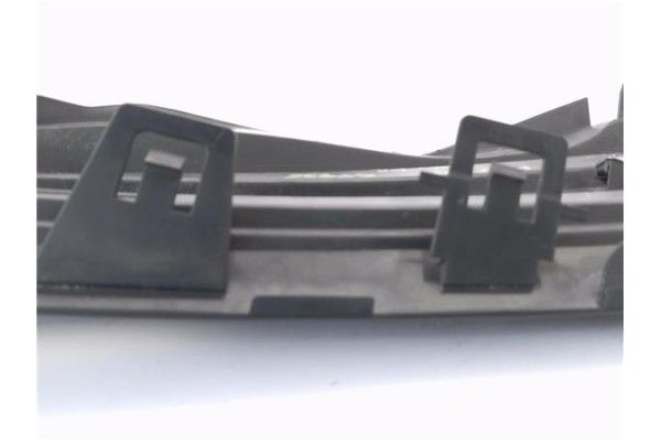 Recambio de rejilla capo para nissan micra (k12e) 1.5 dci referencia OEM IAM 62320AX  