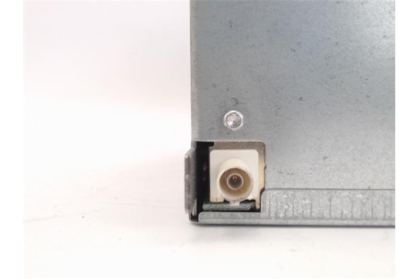 Recambio de radio / cd para volkswagen polo iv (9n3) referencia OEM IAM 6Q0035152E  