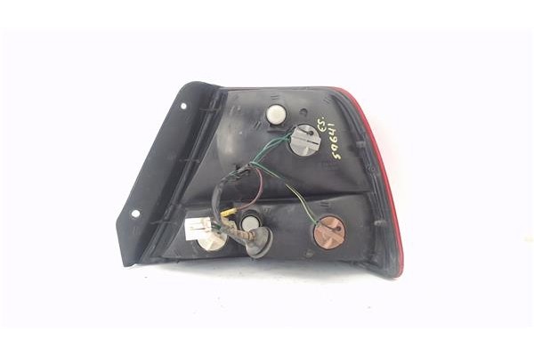 Recambio de piloto trasero izquierdo para hyundai accent (lc) 1.5 referencia OEM IAM 9240125220  