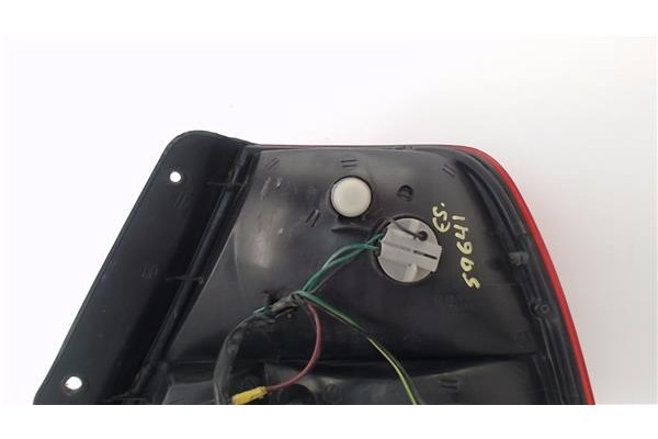 Recambio de piloto trasero izquierdo para hyundai accent (lc) 1.5 referencia OEM IAM 9240125220  