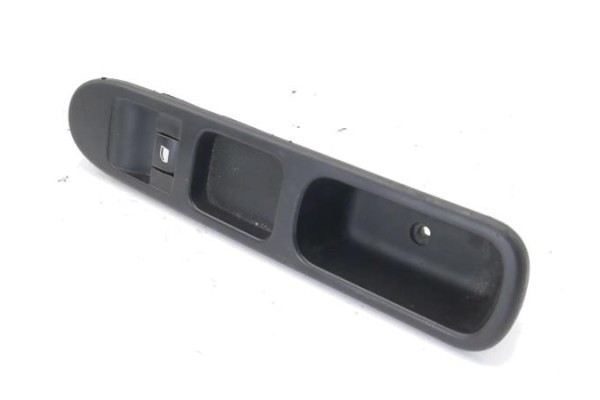 Recambio de mando elevalunas delantero derecho para peugeot 207 1.4 16v referencia OEM IAM 6554QK  