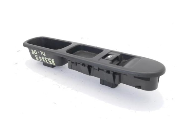 Recambio de mando elevalunas delantero derecho para peugeot 207 1.4 16v referencia OEM IAM 6554QK  