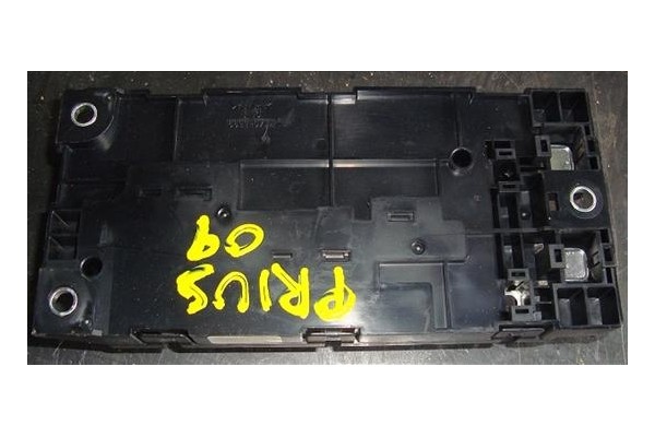 Recambio de caja reles para toyota prius (zvw30) 1.8 hybrid referencia OEM IAM   