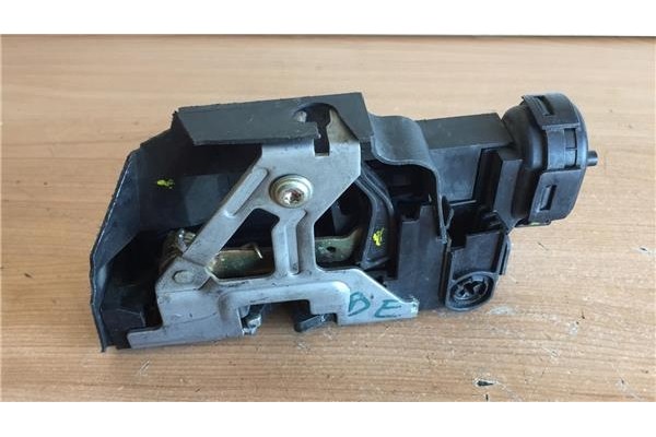 Recambio de cierre electromagnetico delantero izquierdo para mercedes-benz clase a (bm 168) 1.4 140 (168.031) referencia OEM IAM