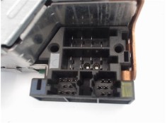 Recambio de radio / cd para renault clio ii fase ii (b/cb0) referencia OEM IAM 8200057681  