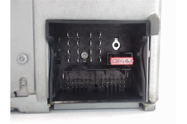 Recambio de radio / cd para seat altea (5p1) referencia OEM IAM (SEZ1Z3K7883087) (5P0035186) (7640236366) 