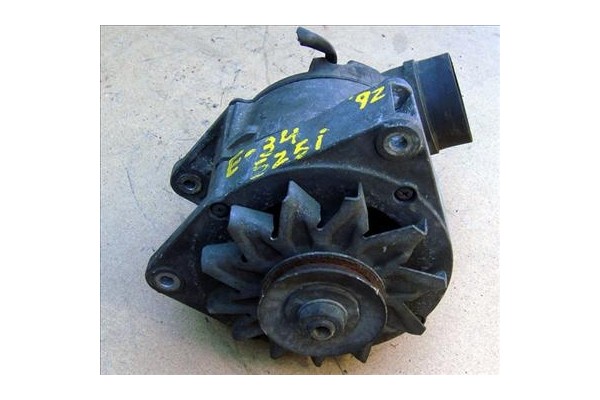 Recambio de alternador para bmw serie 5 berlina (e34) 2.5 525i (125kw) referencia OEM IAM 0120468042  