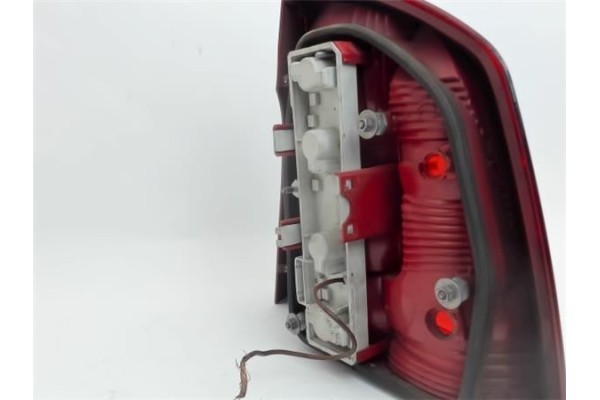 Recambio de piloto trasero izquierdo para skoda octavia combi (1u5) referencia OEM IAM 086651909L  