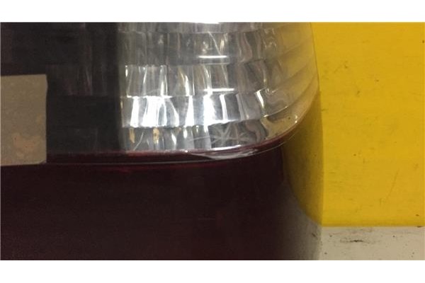 Recambio de piloto trasero derecho para volkswagen golf iii berlina (1h1)(1991) 1.6 cl [1,6 ltr. - 55 kw] referencia OEM IAM 1H6