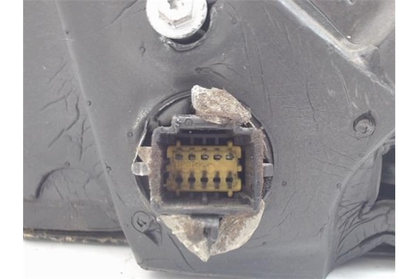 Recambio de retrovisor electrico izquierdo para renault megane ii berlina 5p referencia OEM IAM 12353060  