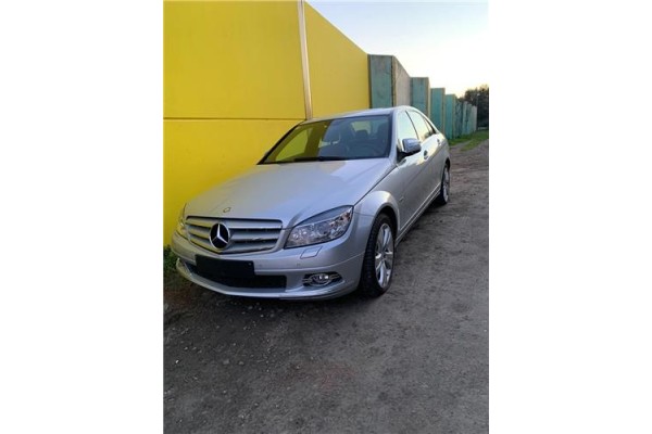 mercedes-benz clase c (bm 204) berlina del año 2008