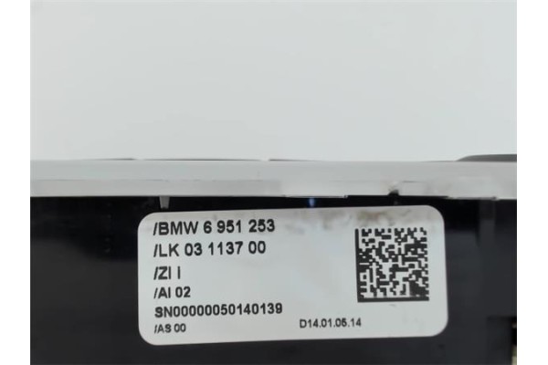 Recambio de luz delantero central techo para bmw serie 1 berlina (e81/e87)(2004) 2.0 118d [2,0 ltr. - 105 kw turbodiesel cat] re