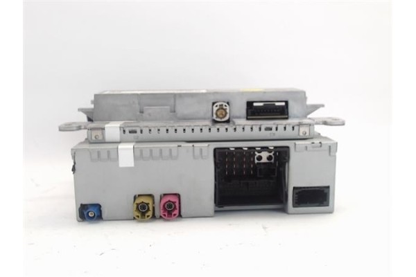 Recambio de radio / cd para audi a4 avant (8k5) referencia OEM IAM (8T0919604) (HS9465 2046482)  