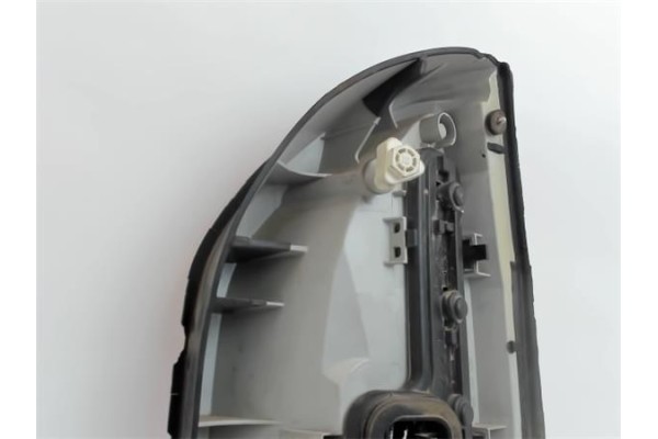 Recambio de piloto trasero izquierdo para opel zafira a referencia OEM IAM 9117444 11A114B 