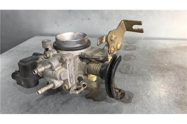 Recambio de caja mariposa aire para toyota yaris (ncp1/nlp1/scp1) 1.0 16v referencia OEM IAM 8945252011 2301F13 