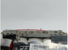 Recambio de piloto trasero derecho para opel corsa b referencia OEM IAM  67732660 