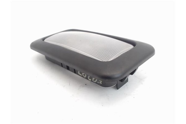 Recambio de luz delantero central techo para fiat 500 1.2 referencia OEM IAM 735244962  