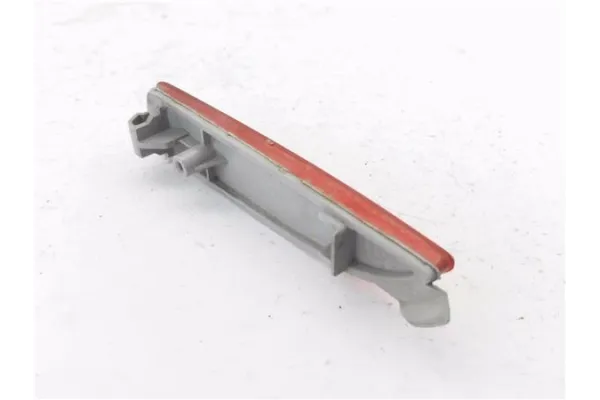 Recambio de reflectante paragolpes trasero para mazda 5 berlina (cr) 2.0 active+ referencia OEM IAM D350515M0C P3945B 