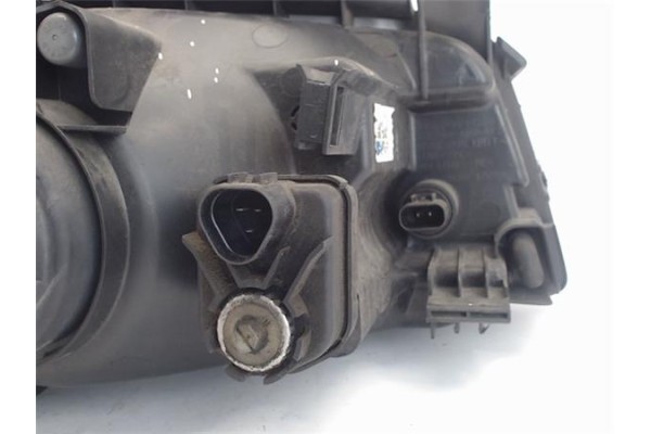 Recambio de faro delantero izquierdo para hyundai matrix (fc) referencia OEM IAM   