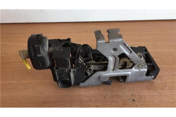 Recambio de cierre electromagnetico trasero derecho para mercedes-benz clase a (bm 168) 1.4 140 (168.031) referencia OEM IAM   