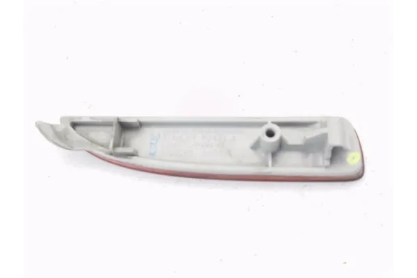 Recambio de reflectante paragolpes trasero para mazda 5 berlina (cr) 2.0 active+ referencia OEM IAM D350515L0C P3945A 