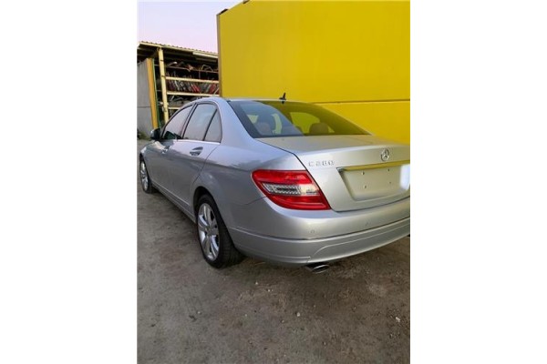 mercedes-benz clase c (bm 204) berlina del año 2008