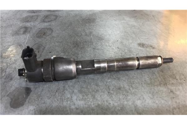Recambio de inyector para opel corsa c 1.3 cdti referencia OEM IAM 0445110  