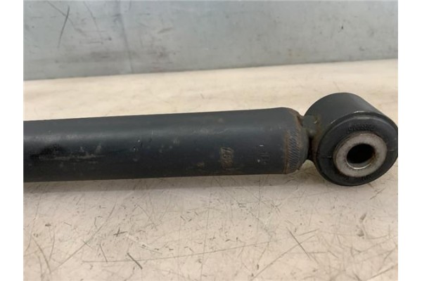 Recambio de amortiguador trasero derecho para nissan navara pickup (d40m) 2.5 dci referencia OEM IAM 56200EB30A 56200EB30B 