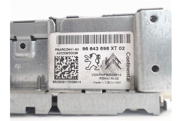 Recambio de radio / cd para citroen c3 referencia OEM IAM 96643698XT  
