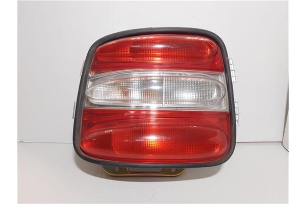 Recambio de piloto trasero izquierdo para fiat brava (182) 1.6 16v / 16v 100 elx referencia OEM IAM 37210748S  