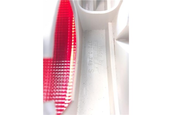 Recambio de piloto trasero izquierdo para fiat brava (182) 1.6 16v / 16v 100 elx referencia OEM IAM 37210748S  