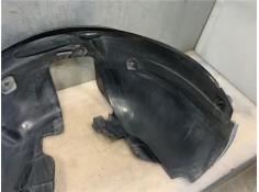 Recambio de protector pase rueda delantero izquierdo para citroen c4 berlina 1.6 exclusive referencia OEM IAM 7136LN  